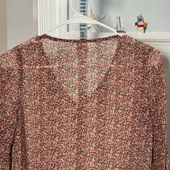 Mossimo Sz S Beautiful Floral Sheer Top Button Down Blouse - Picture 5 of 6